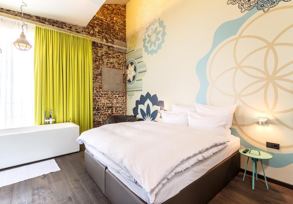 Hotel & Restaurant Heyligenstaedt Gießen Екстериор снимка