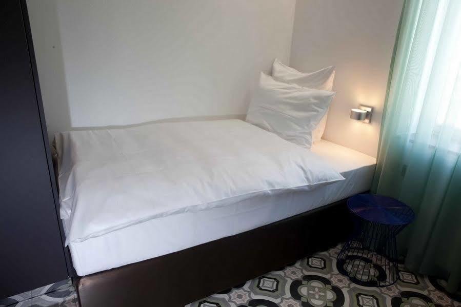 Hotel & Restaurant Heyligenstaedt Gießen Екстериор снимка