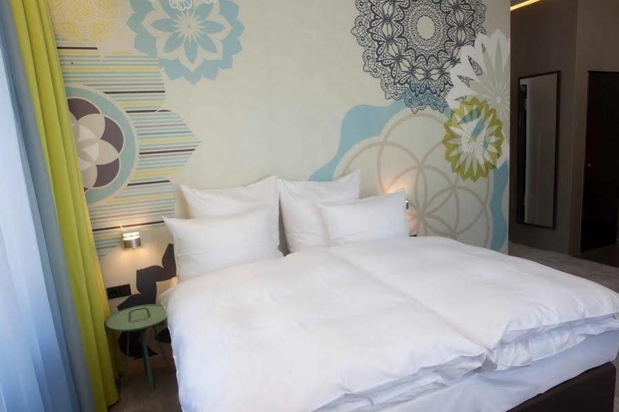 Hotel & Restaurant Heyligenstaedt Gießen Екстериор снимка